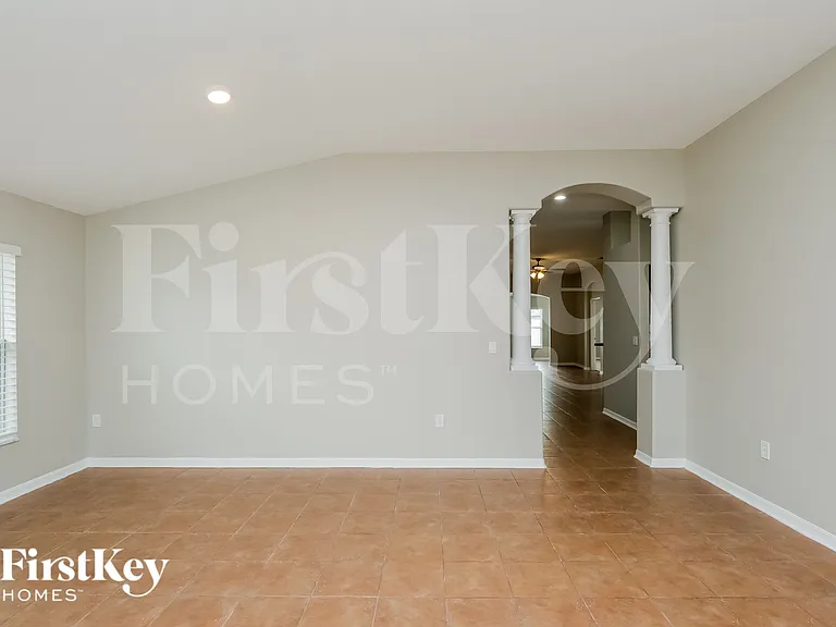 1620 Bonita Bluff Ct — Photo 6