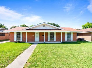 107 Daniel Moore St, Portland, TX 78374