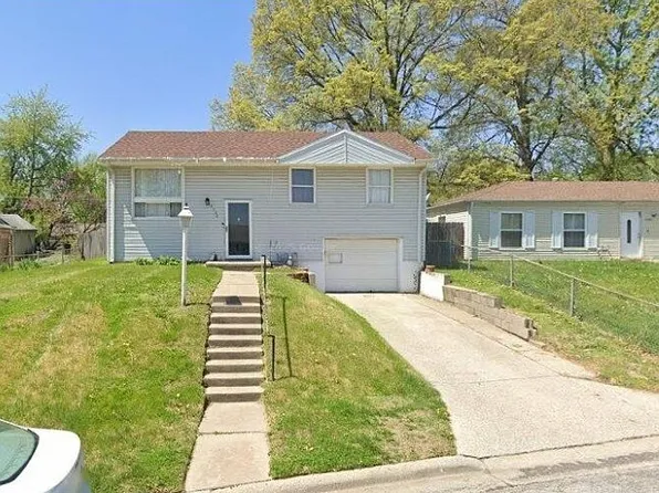3308 Sioux Ln, Saint Joseph, MO 64503