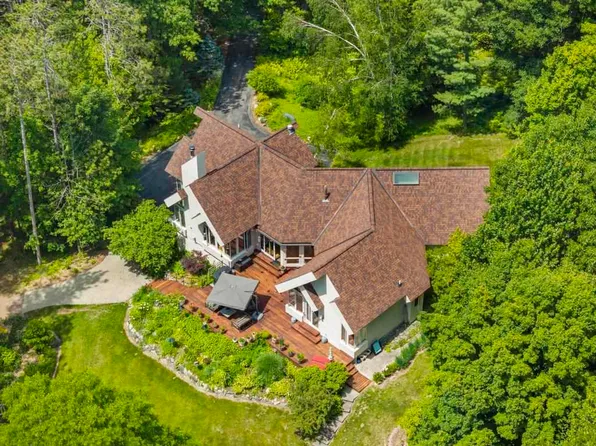 3135 & 3119 Depew Rd, Petoskey, MI 49770