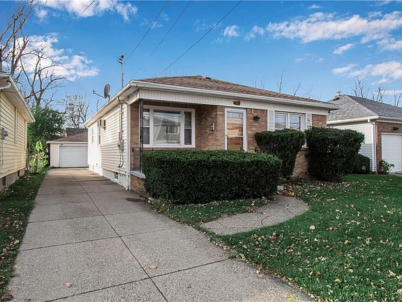 3rd image of 410 Callodine Ave