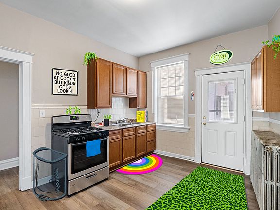3rd image of 3452 S Spring Ave #226