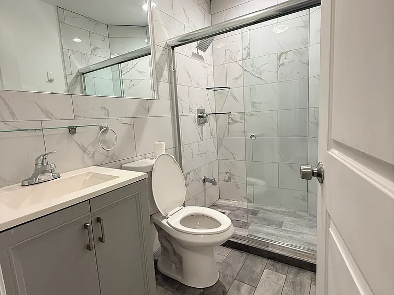 2108 Ridge Ave #B — Photo 7