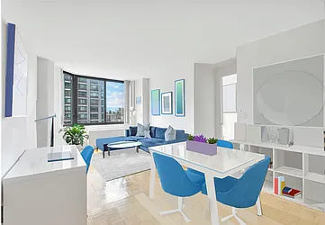 Rented by Avery New York