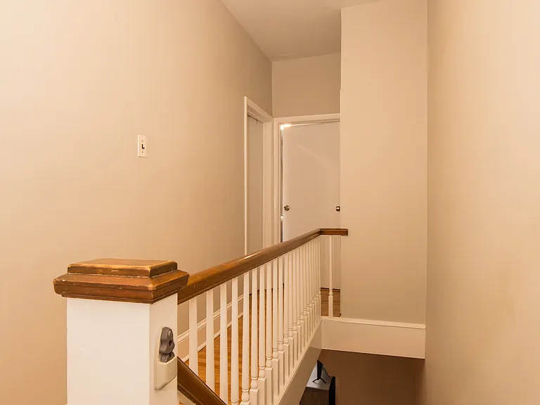 Stairwell/Upstairs Hallway