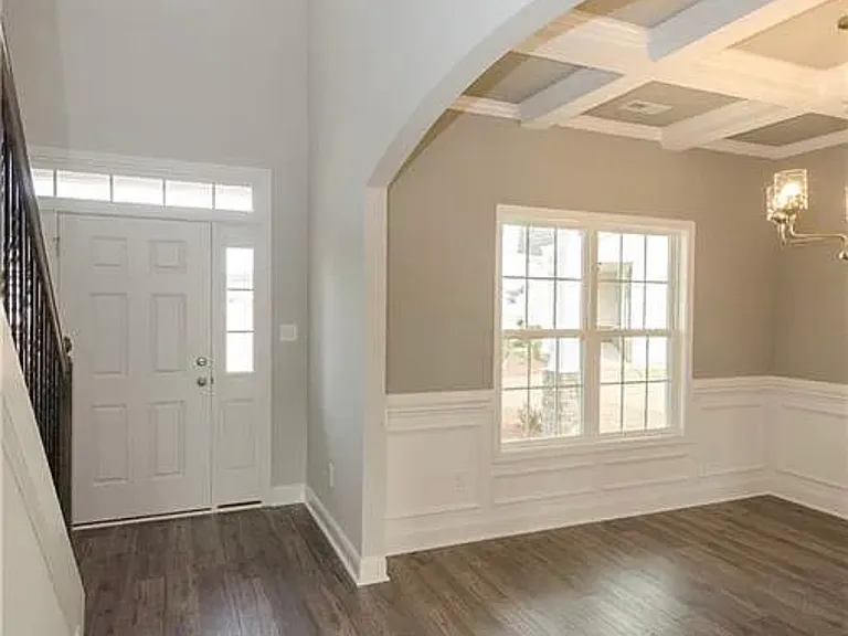 130 Brummel Ct — Photo 4