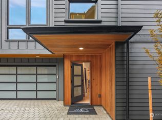 2610 NW 98th St, Seattle, WA 98117