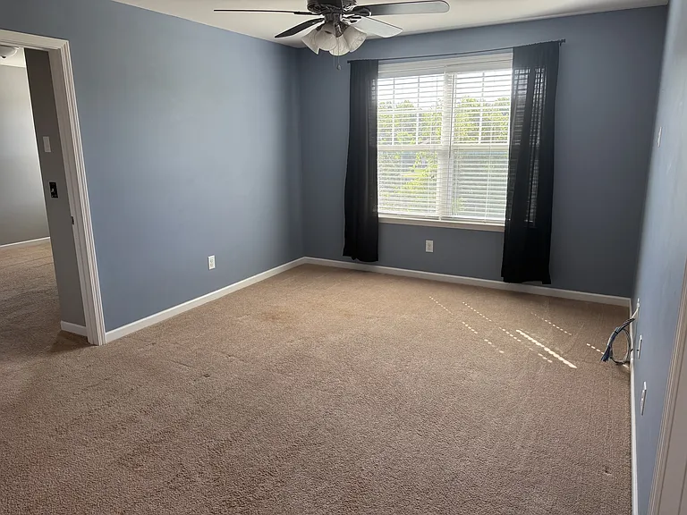 605 Foster Ln — Photo 14