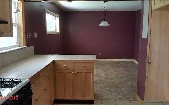 2nd image of 556 W Barksdale Dr
