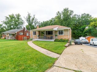 1112 Logan Rd, Bethel Park, PA 15102