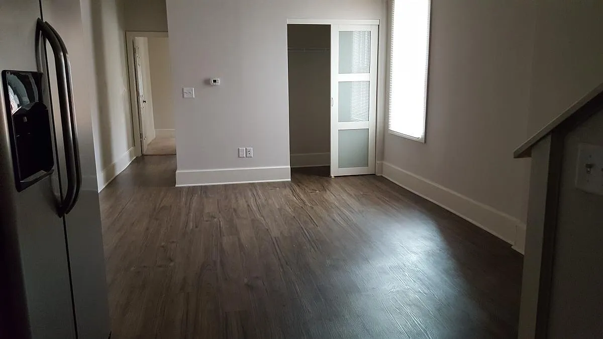 1 bed, 850 sqft, $1,250 — Photo 2