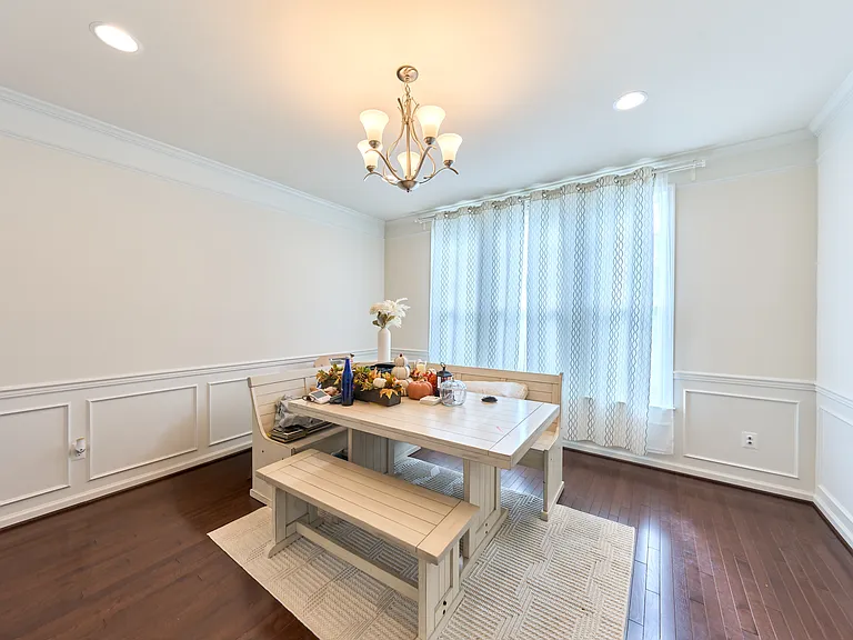 24887 Coventry Grove Ct — Photo 46