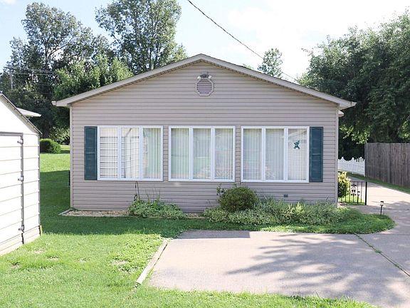 4th image of 1417 W Noel Ave