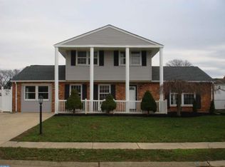 213 S Booth Dr, New Castle, DE 19720