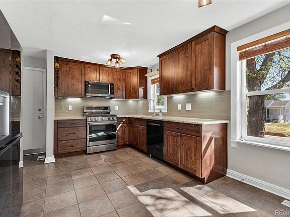 5th image of 5085 Alcott Street