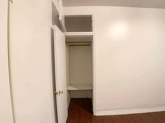 5th image of 540 Manhattan Ave APT 3K