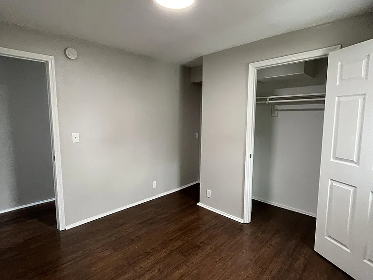 2219 Albion St #C — Photo 14