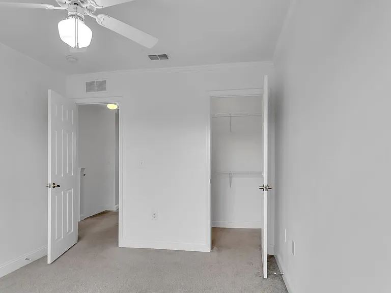 735 Majestic Dr — Photo 21