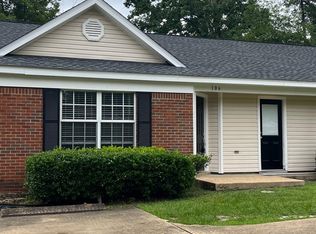 106 Cove Landing Dr, Thomasville, GA 31792