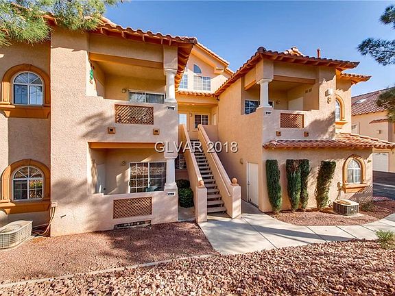 2nd image of 2925 Wigwam Pkwy APT 823