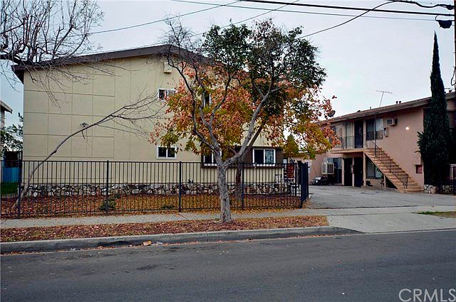 Building Photo 3