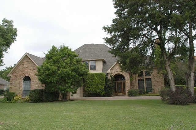 1st image of 809 Cobblestone Ct