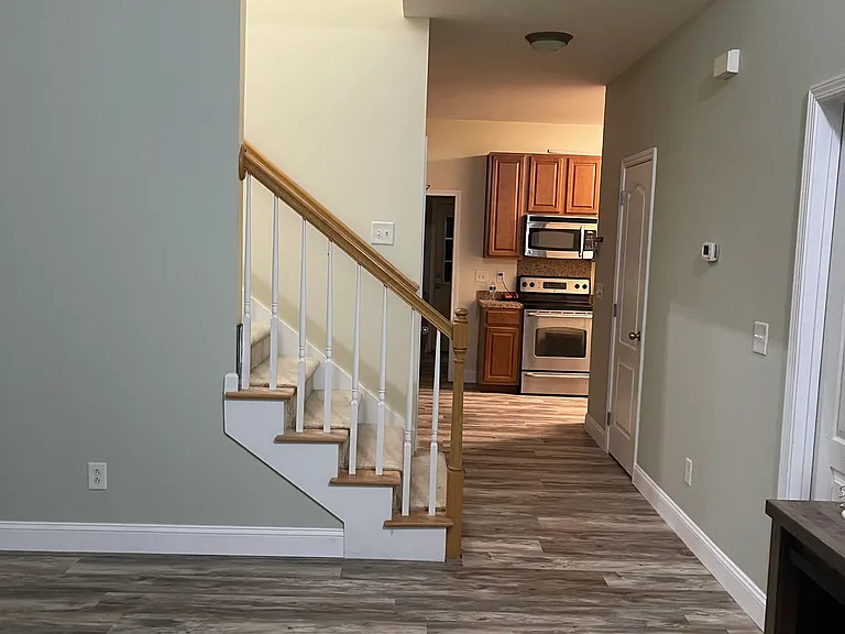 115 Cromer St — Photo 3