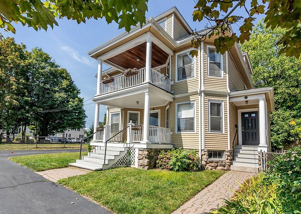 1st image of 134 Kenoza Ave
