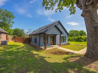 125 E Johnson St, Denison, TX 75021