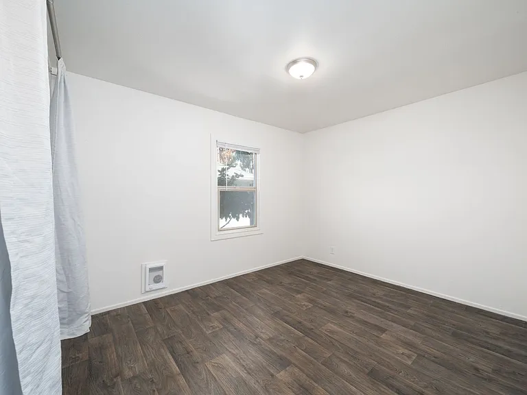 10746 NE Wygant St — Photo 39