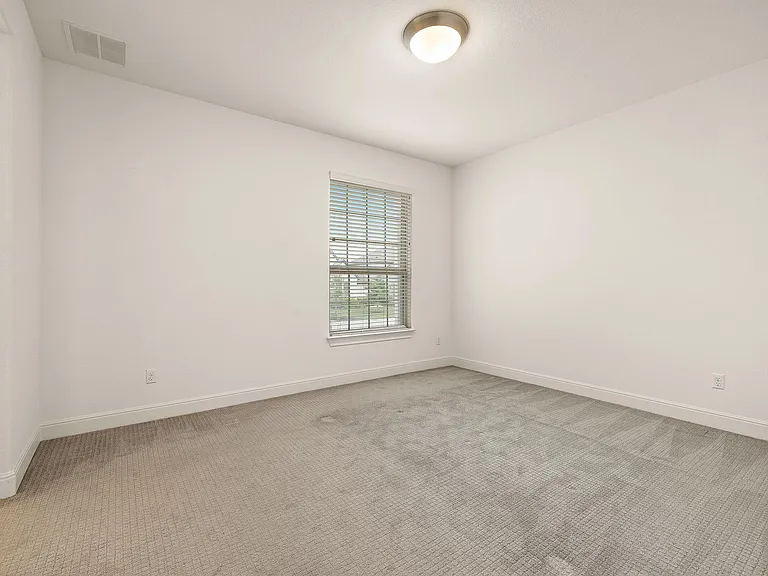 4705 Napoli Shore Dr — Photo 31