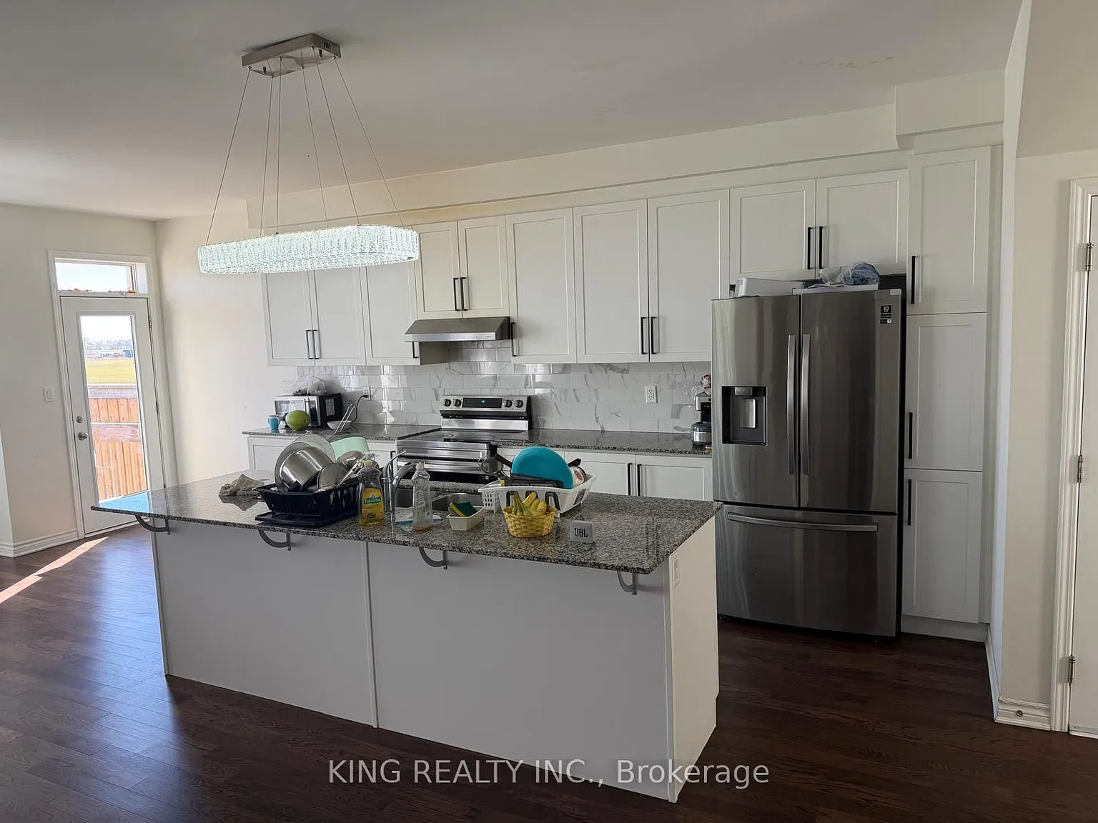 5 bed, $3,100 — Photo 2