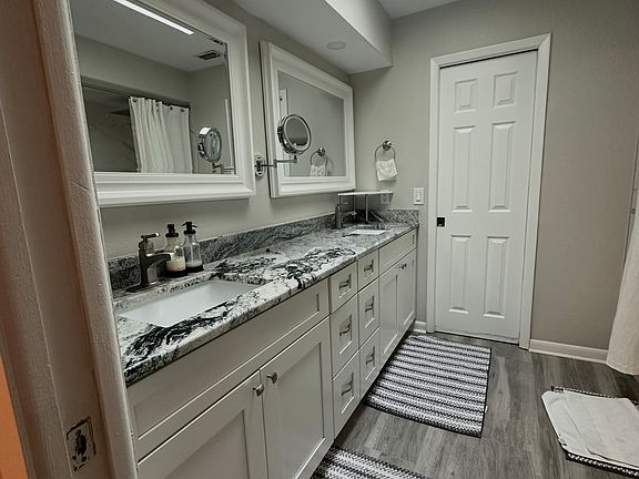 3rd image of 8736 Jasmine Pond Dr