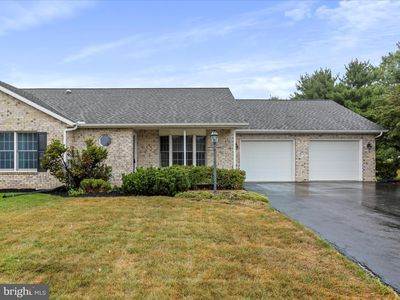 3215 Saint Andrews Dr, Chambersburg, PA, 17202