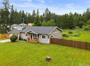 601 Military Rd E, Tacoma, WA 98445