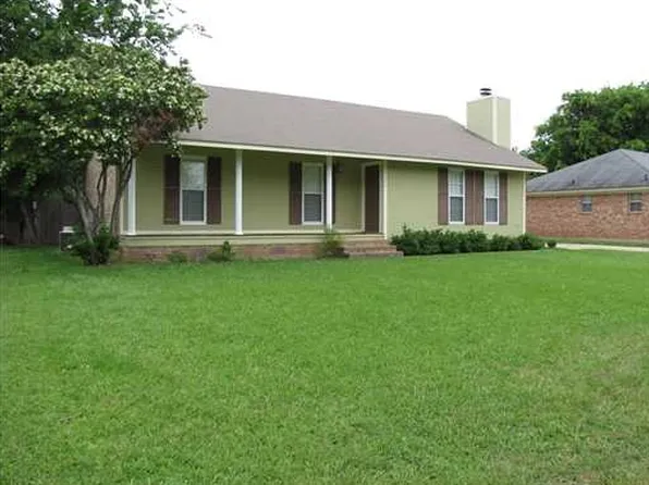 5106 Tara Ln, Bossier City, LA 71111