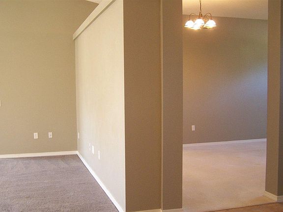 3rd image of 4863 Jaimee Leigh Dr