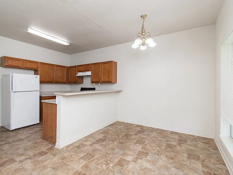 5804 Hamza Cir — Photo 5