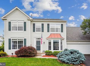 21740 Regents Park Cir, Sterling, VA 20166