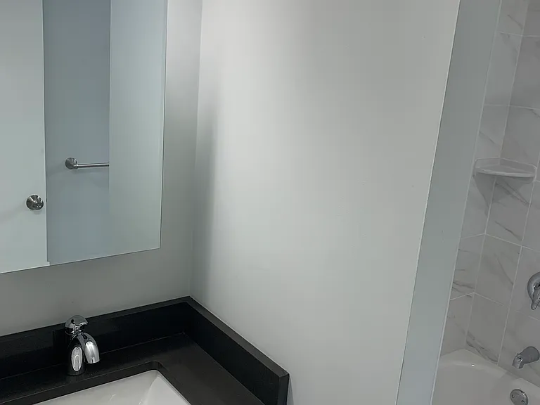529 Bloomfield Ave #5 — Photo 5