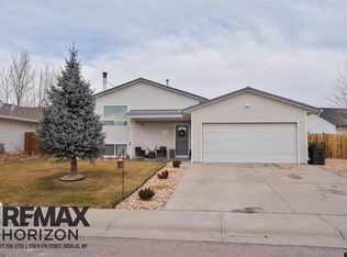 212 Bow St, Douglas, WY 82633