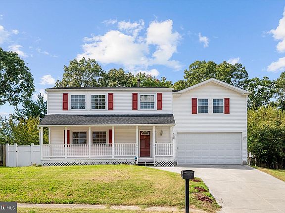 4th image of 720 Hyde Park Dr