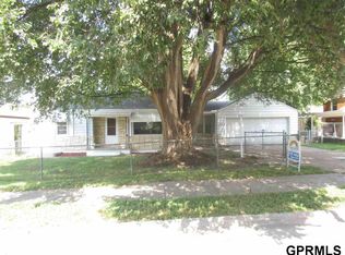 4660 P St, Omaha, NE 68117