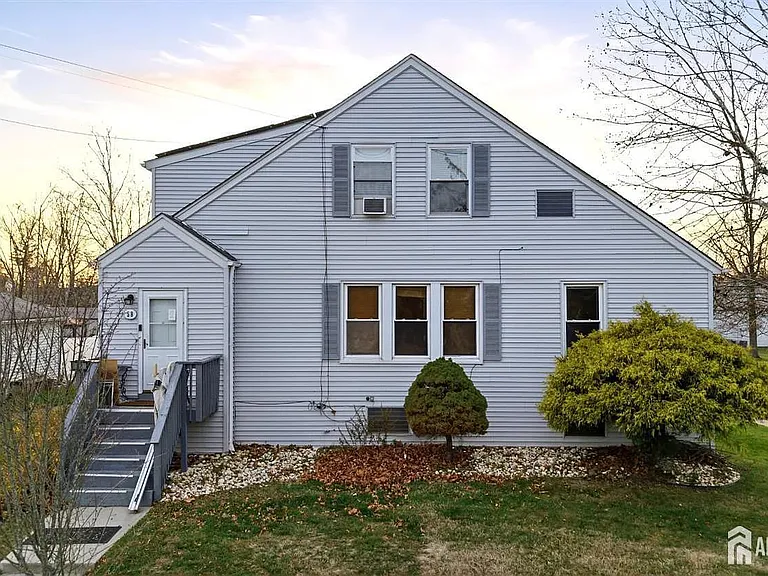 58 Brotherhood St — Photo 1