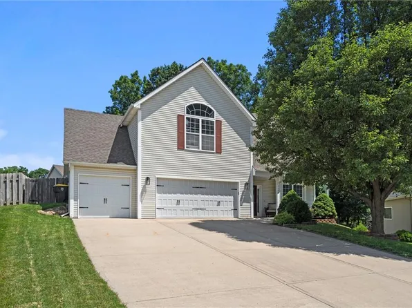 1308 NW 74th Ter, Kansas City, MO 64118