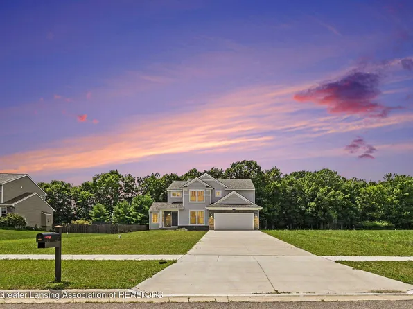 2383 W Gallant Fox Way, Saint Johns, MI 48879