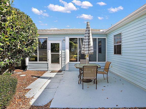 4th image of 1515 Yucatan Way