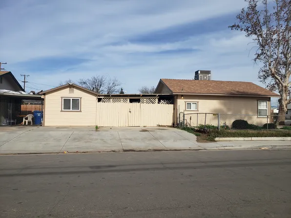 701 Lilac St #1/2, Bakersfield, CA 93308