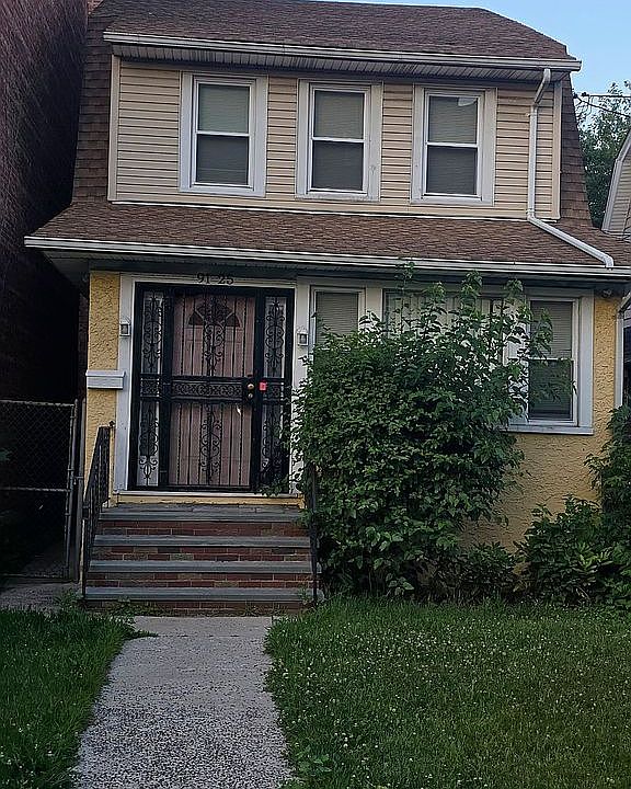 1st image of 9125 195th St