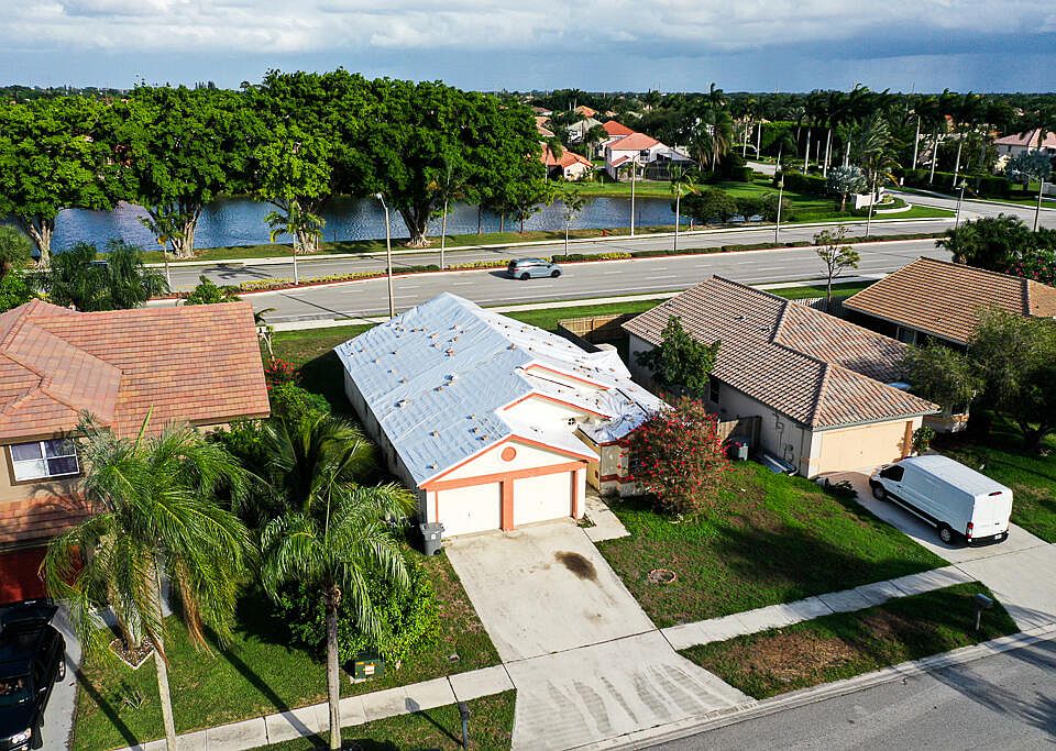 1st image of 8676 Tourmaline Boulevard